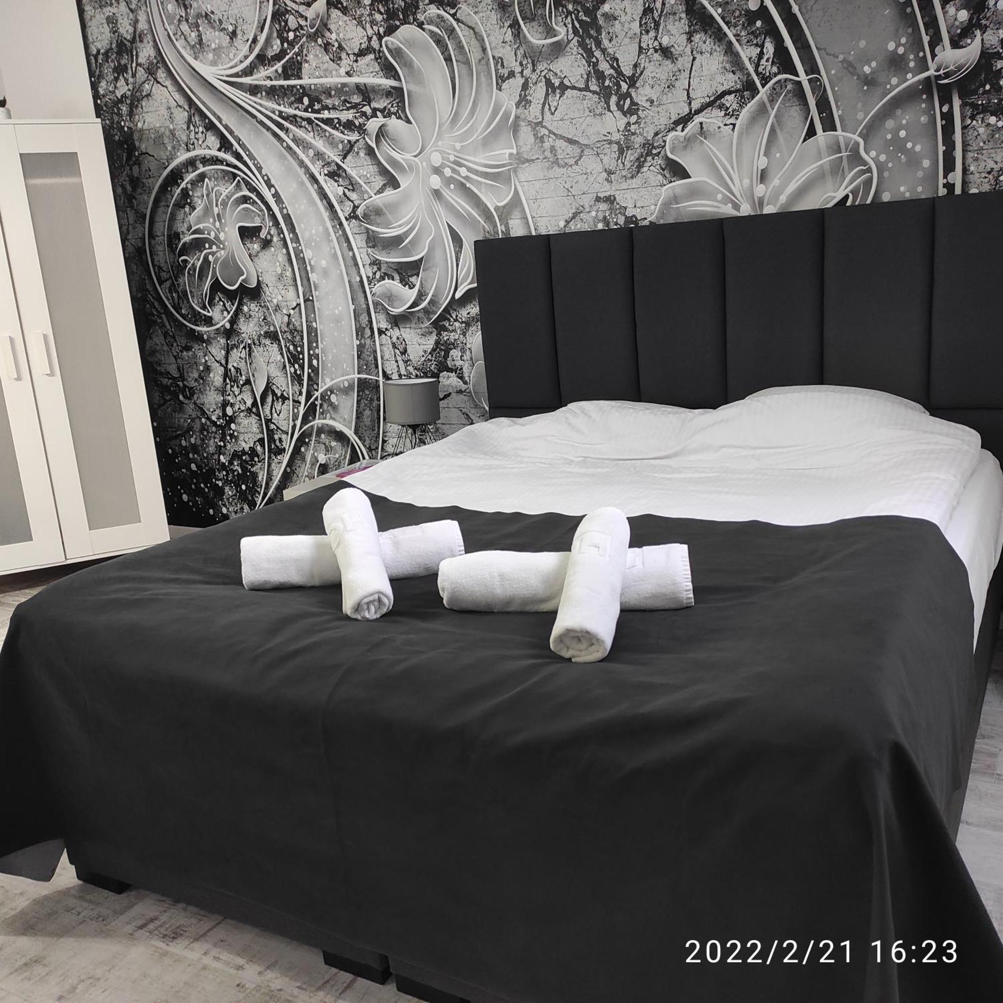 Ferienwohnung Harmonica Premium Neu Sandez Exterior foto